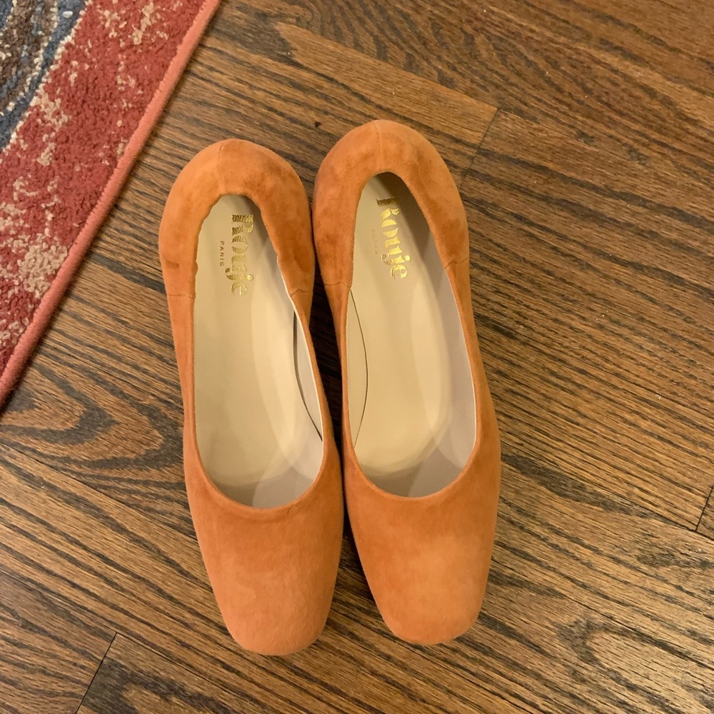 COPY - Rouje Suede Heels Fits Small NWT - Picture 6 of 6